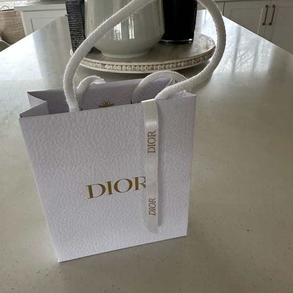 Dior brooch authentic - Picture 5 of 5